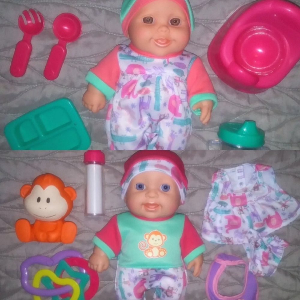 2 Baby Dolls & Accessories - Lot 1